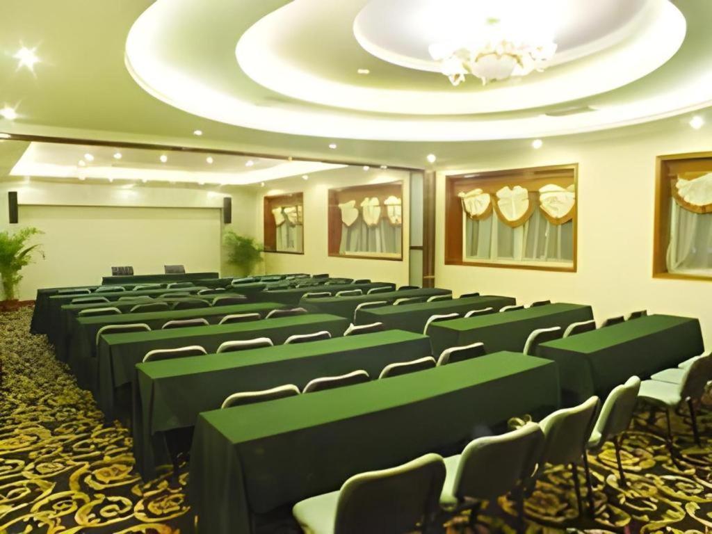 New Friendship Hotel Luoyang  Buitenkant foto