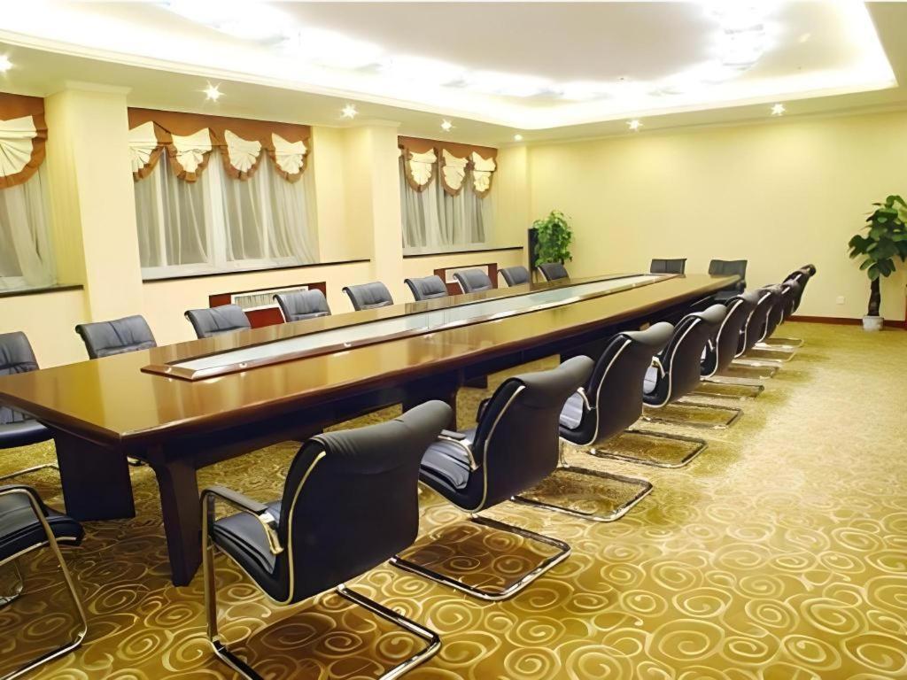 New Friendship Hotel Luoyang  Buitenkant foto