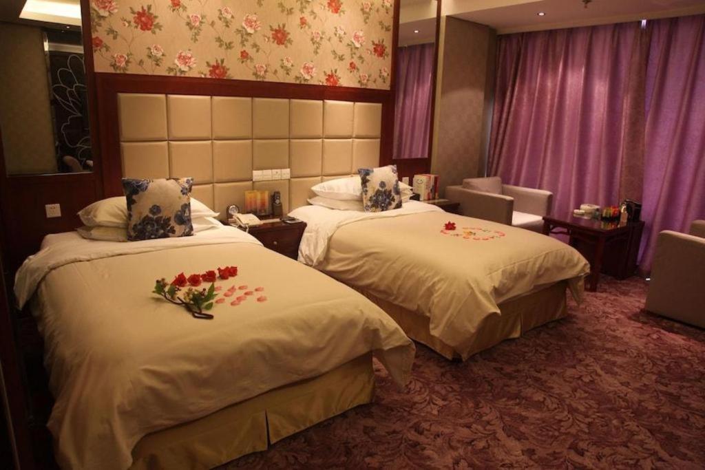 New Friendship Hotel Luoyang  Buitenkant foto